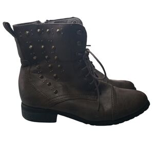 Reneeze Womens Size 10 Brown Studded Boots